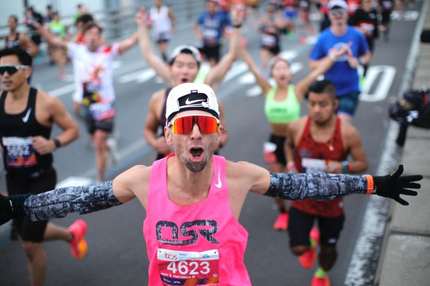 Runners cross the Verrazano Bridge before competing in the 52nd Edition of the New York City Marathon on November 5, 2023 (Photo by KENA BETANCUR / AFP) / ALTERNATE CROP (Photo by KENA BETANCUR/AFP via Getty Images)