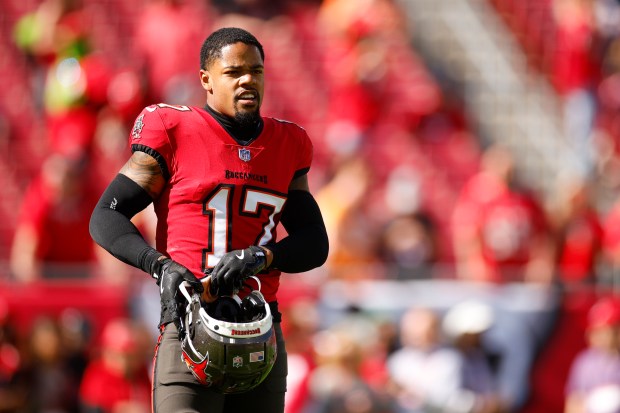 TAMPA, FLORIDA - DECEMBER 08: Sterling Shepard #17 of the Tampa Bay Buccaneers warms up prior to the game at Raymond James Stadium on December 08, 2024 in Tampa, Florida. (Photo by Mike Ehrmann/Getty Images)