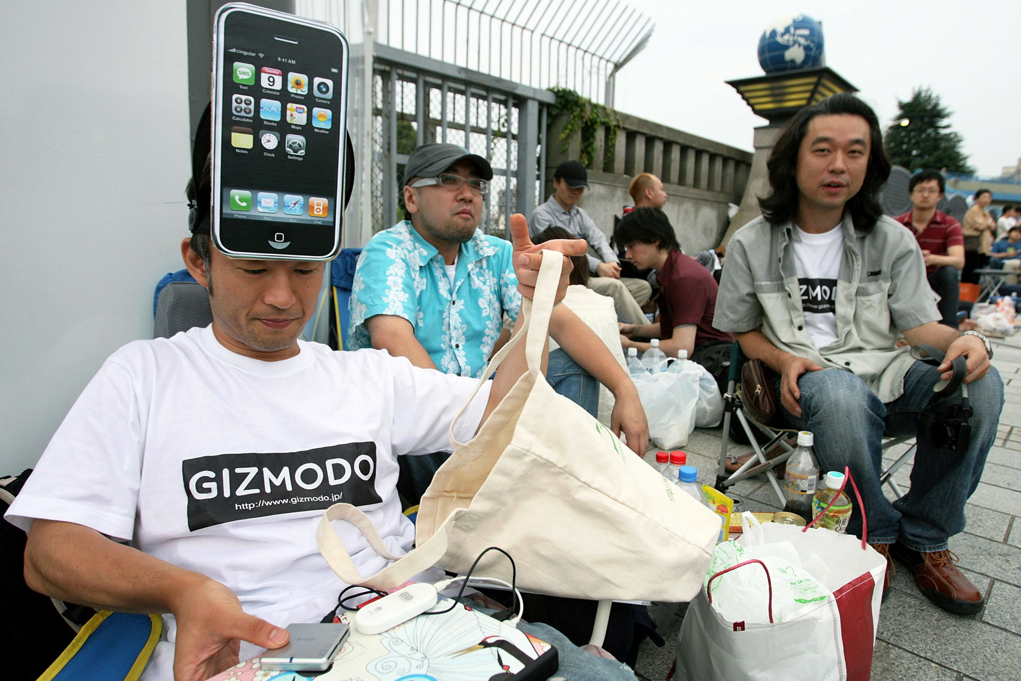 Once again, thousands of people around the world stood on line for days in order to get their hands on the latest and greatest Apple technology. The phone was released on July 11, 2008 and allowed users to not only now connect to faster 3G internet, but also introduced built-in GPS and location services.