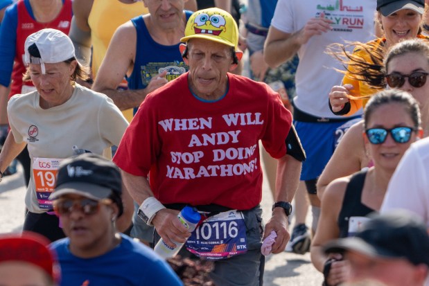 Views of the New York City TCS Marathon as participants make their way across the Pulaski Bridge in Brooklyn on Sunday November 5, 2023. 1129. (Theodore Parisienne for New York Daily News)